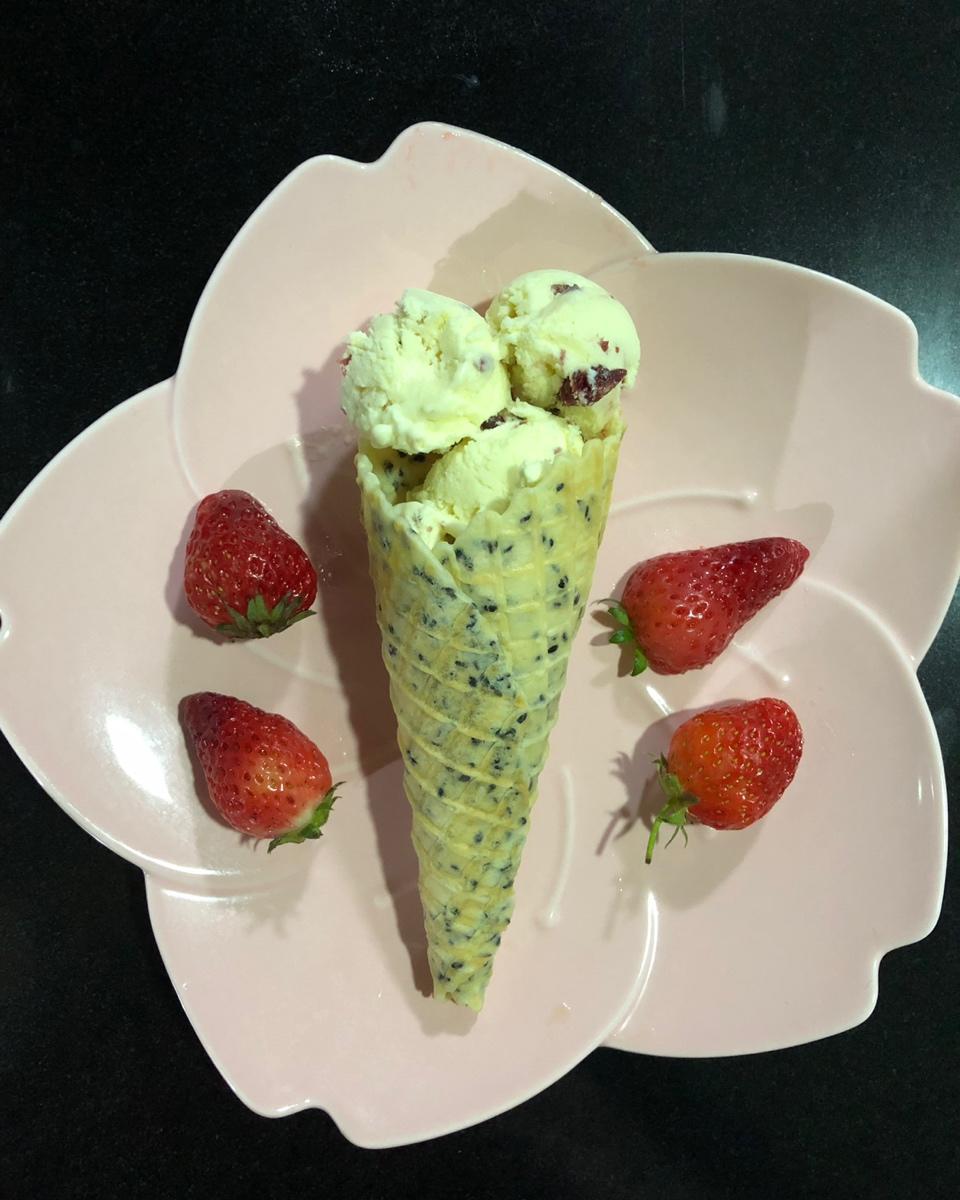 自制冰淇淋（懒人版无需搅拌的冰淇淋）