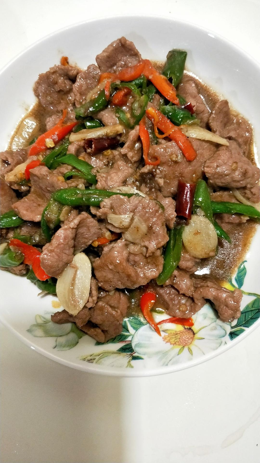 解决没胃口烦恼的小炒牛肉的做法