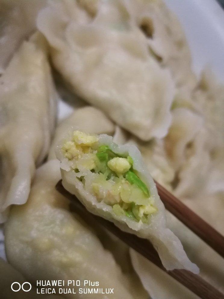 西葫芦鸡蛋虾仁三鲜饺子
