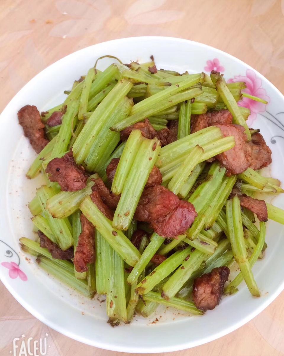 香芹炒肉