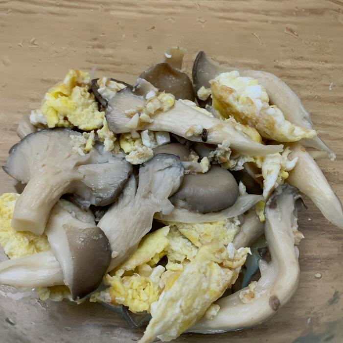 平菇炒鸡蛋