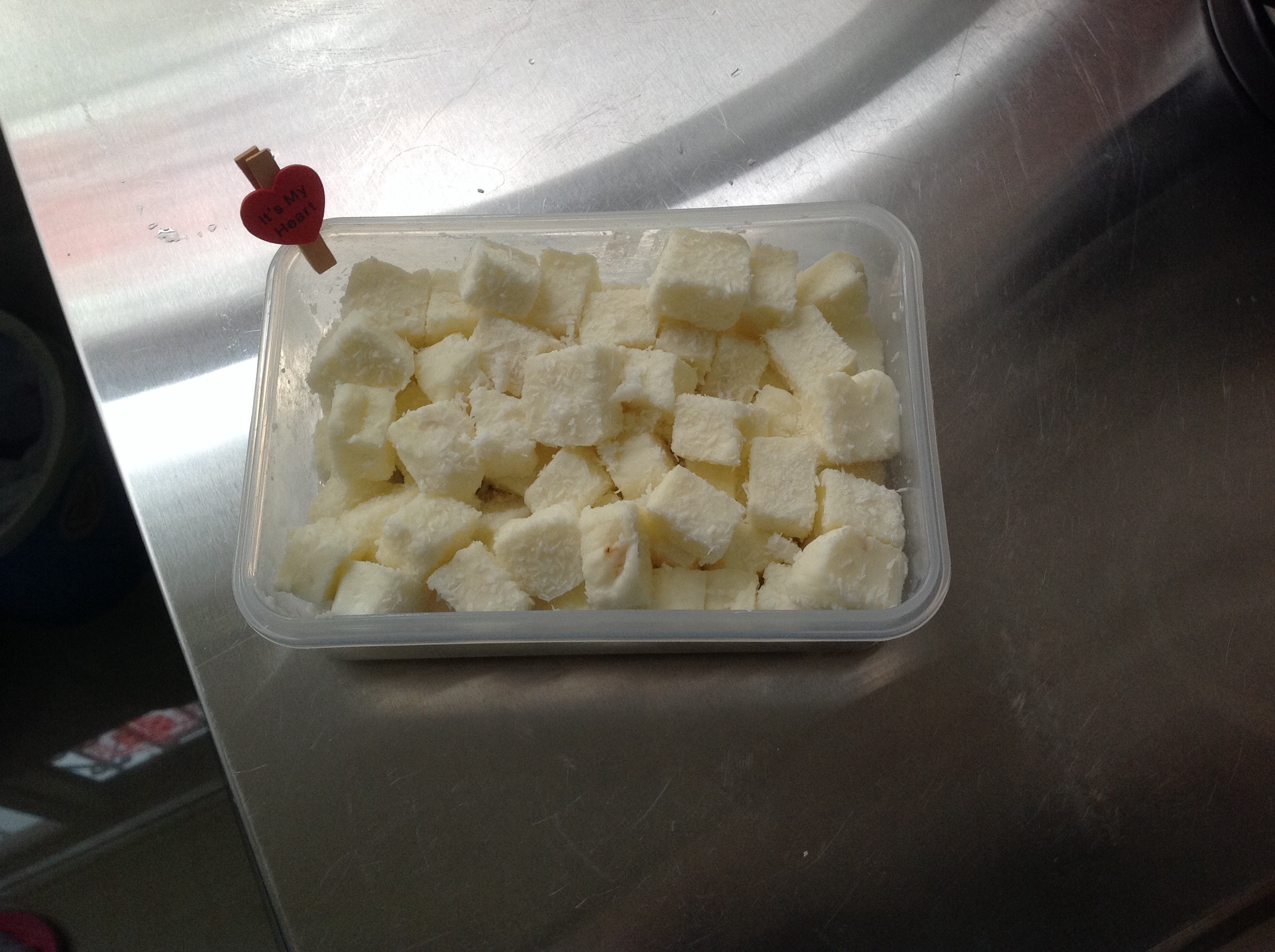 完胜85度C牛奶椰丝小方