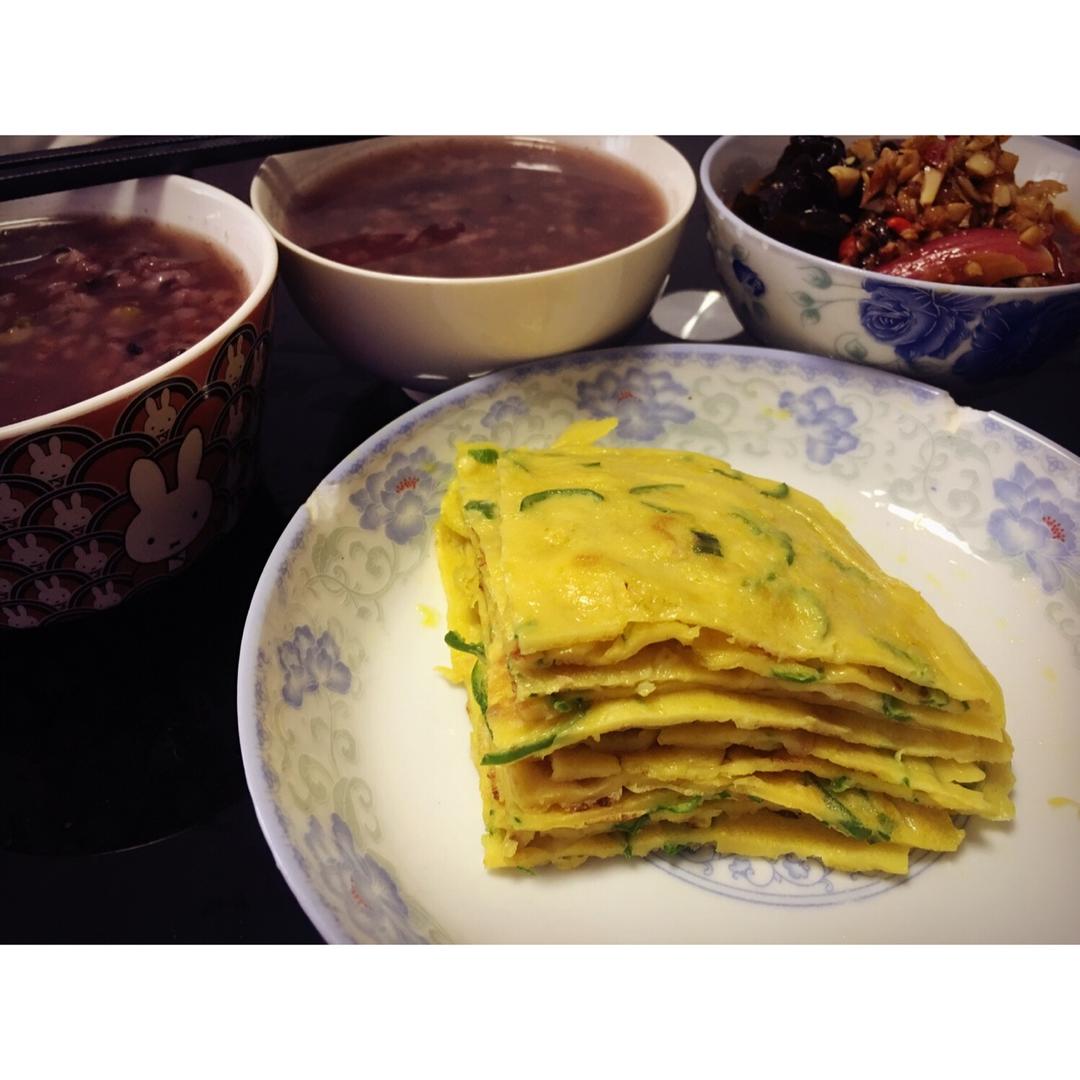 火腿肠葱花鸡蛋饼