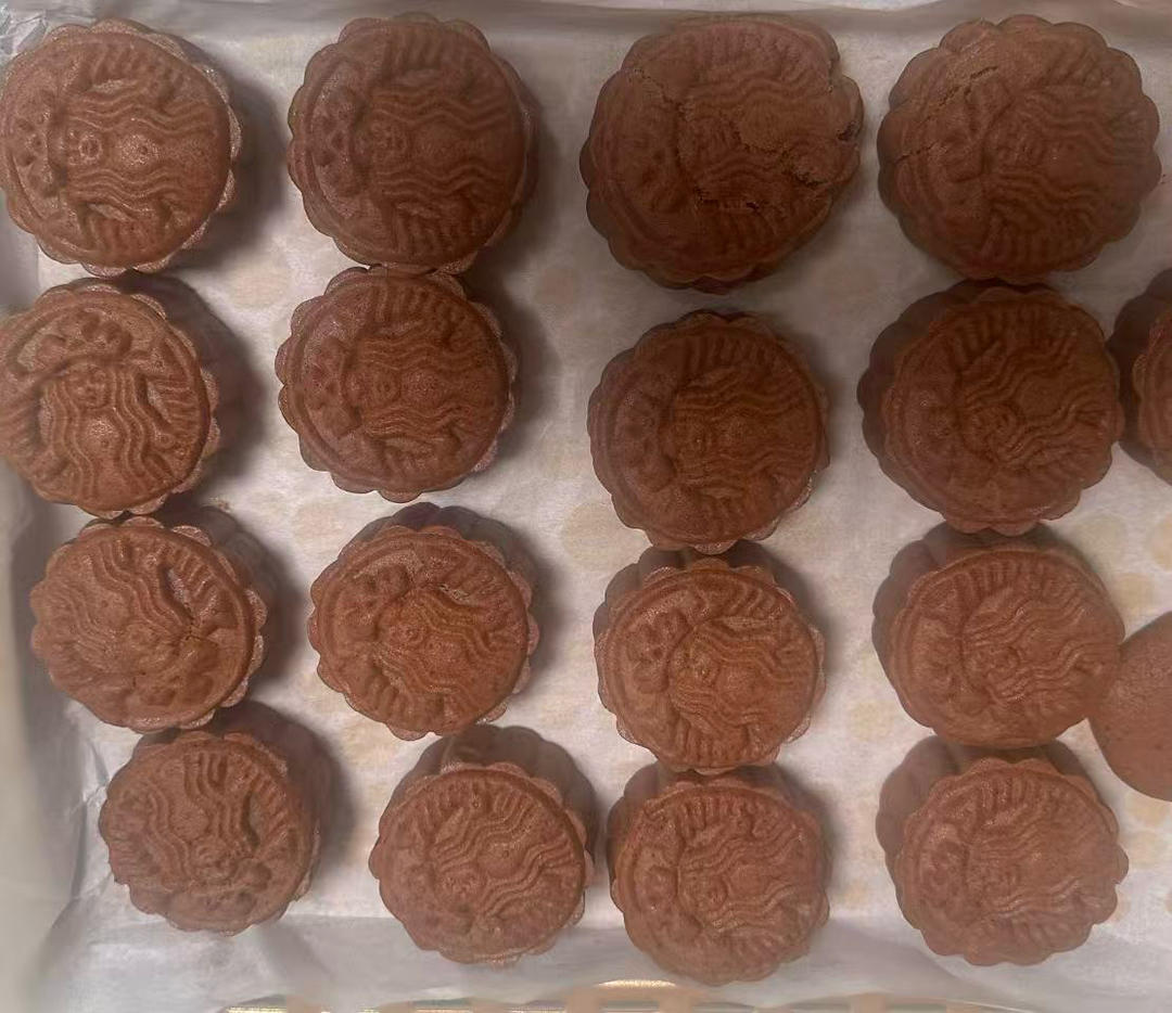 原创首发——广式生椰拿铁软心月饼