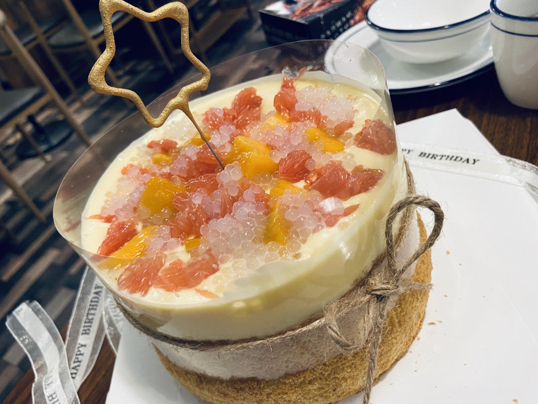 网红杨枝甘露爆浆蛋糕