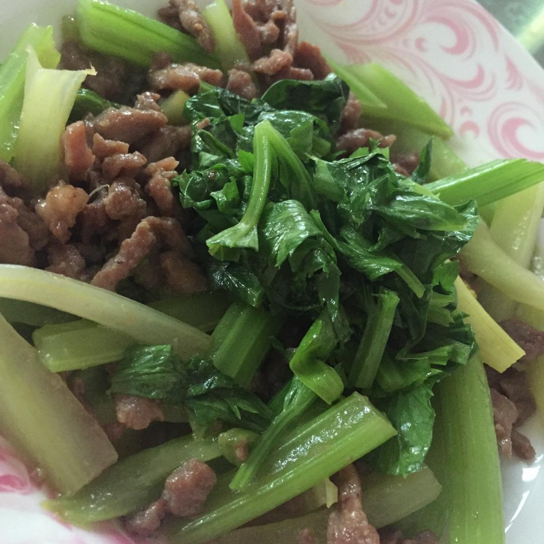 芹菜牛肉末
