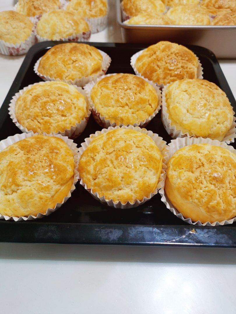 菠萝包-拒绝店里那些甜到吃不出香味的菠萝包