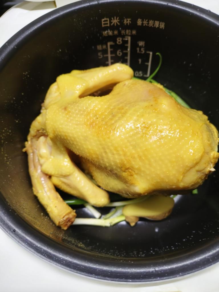 电饭锅盐焗鸡的做法 步骤14