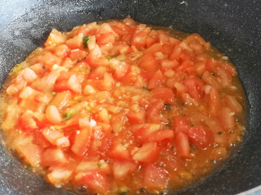10分钟搞定的番茄鸡蛋面的做法 步骤7