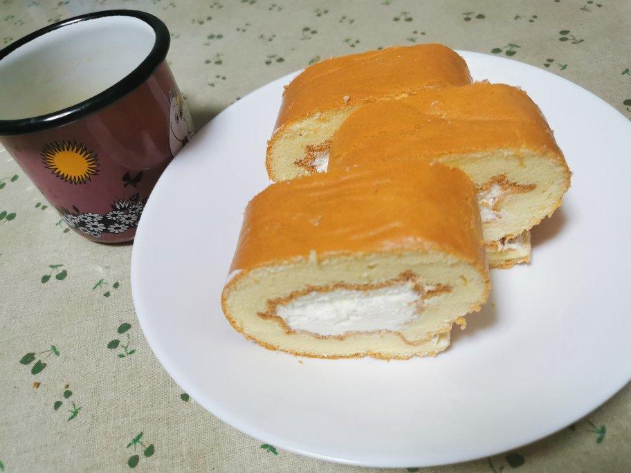 胖乎乎奶油芒果卷/不开裂不掉皮全过程详细图解烘焙视频/蛋糕篇6：「厚卷」