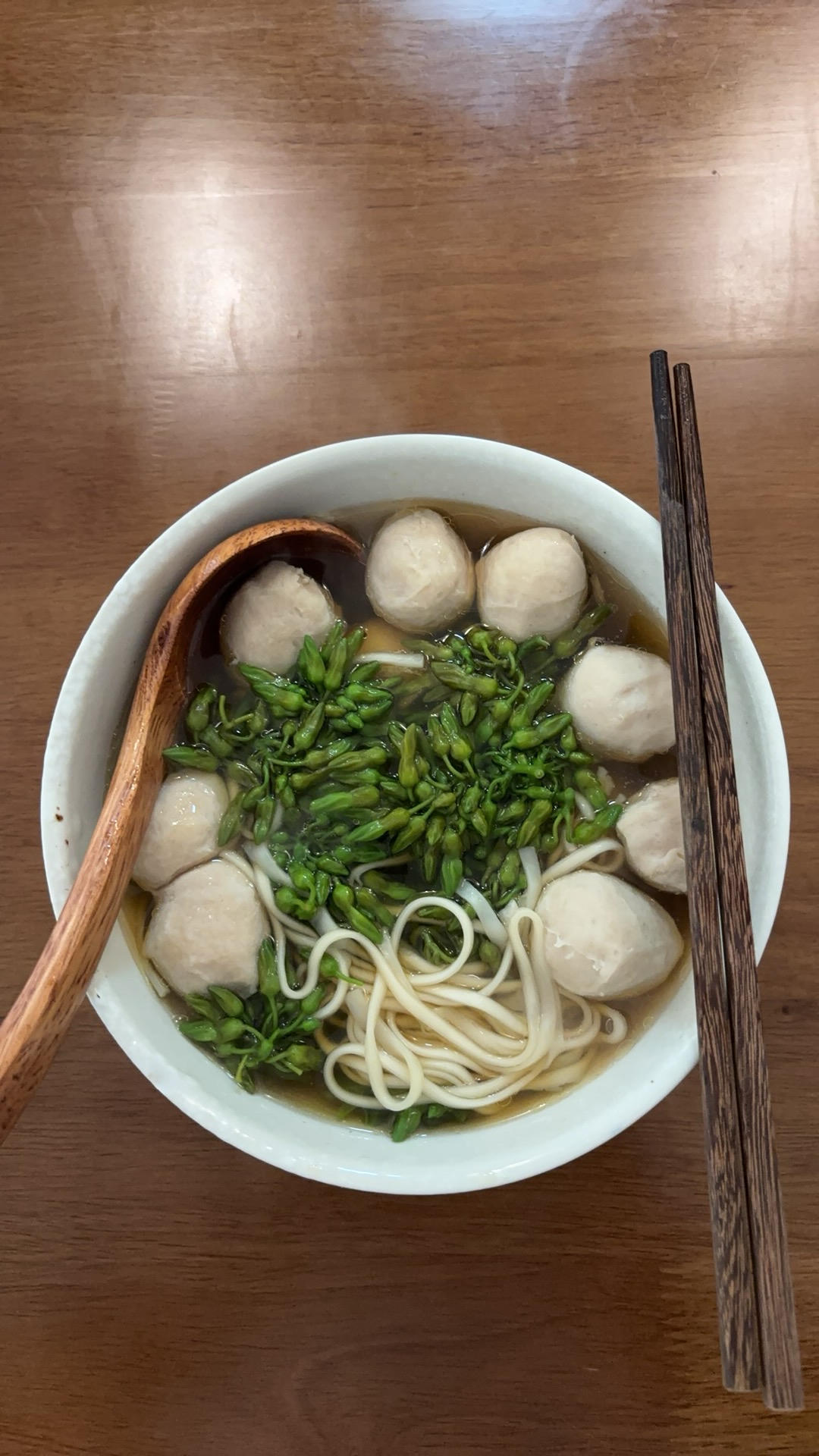 夜香花猪肉丸汤面的做法