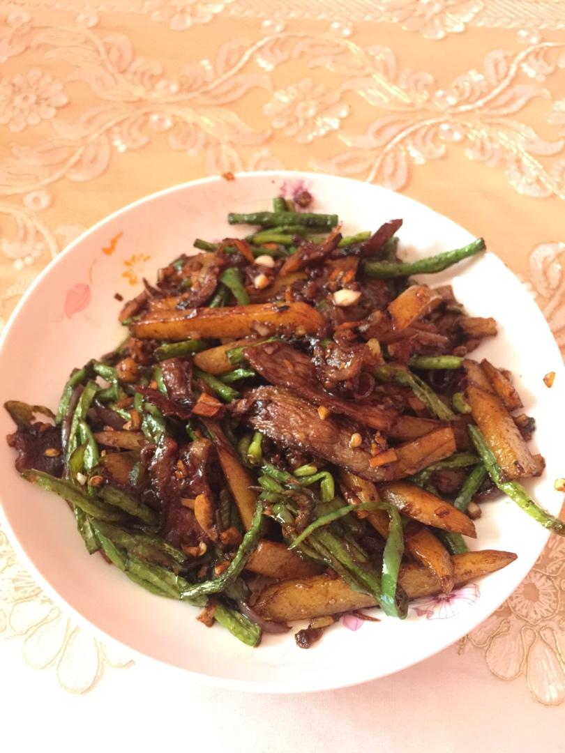 土豆烧豆角