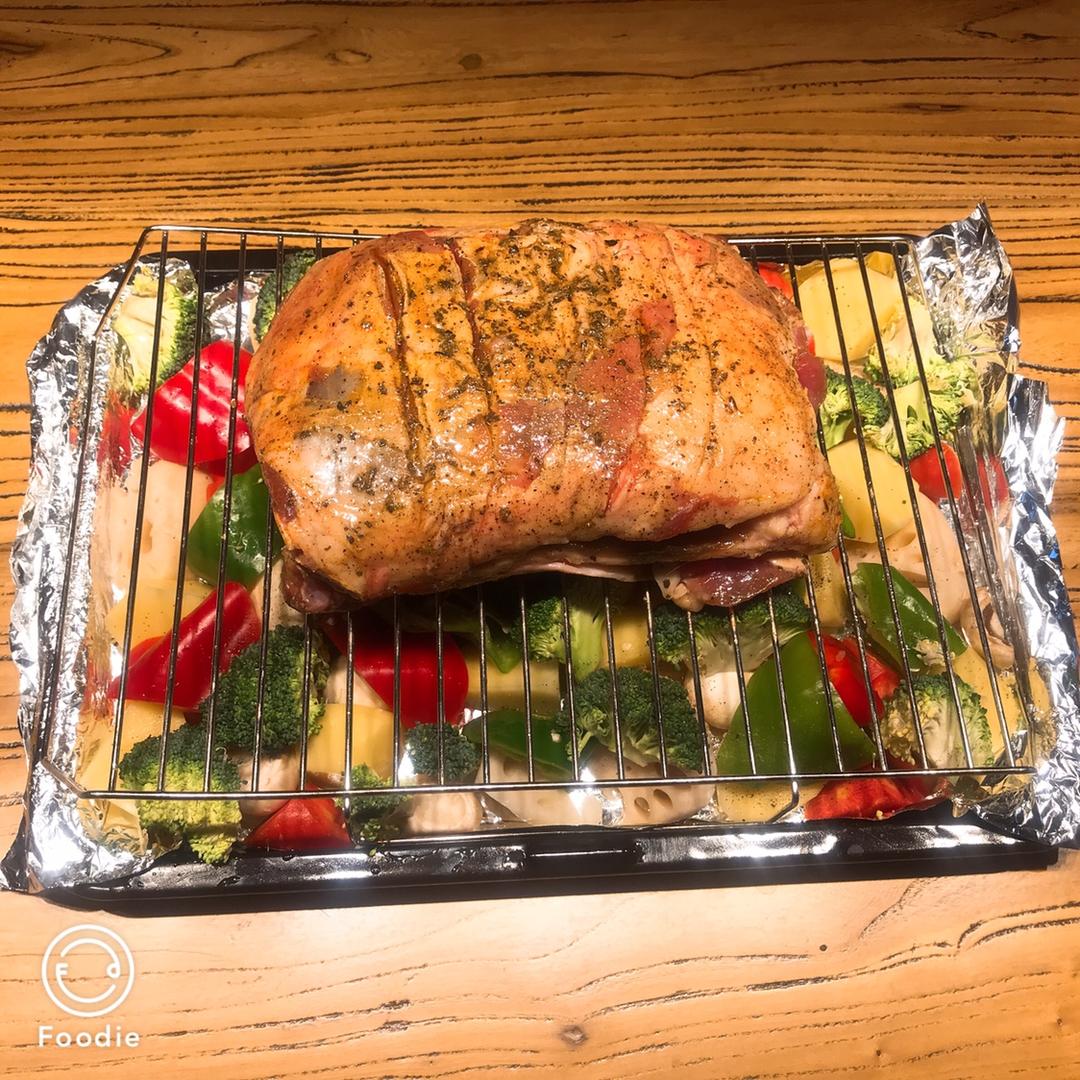 孜然蒜香烤羊腿