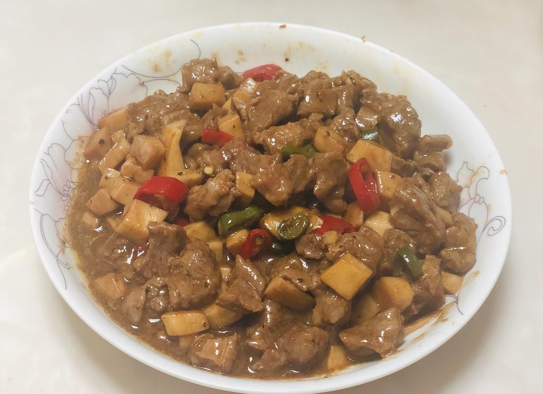 家常菜~杏鲍菇烧牛肉粒