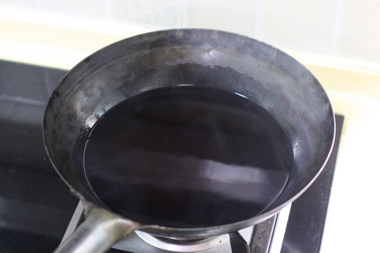 自制红油(适合各种凉菜凉粉抄手等)的做法 步骤1