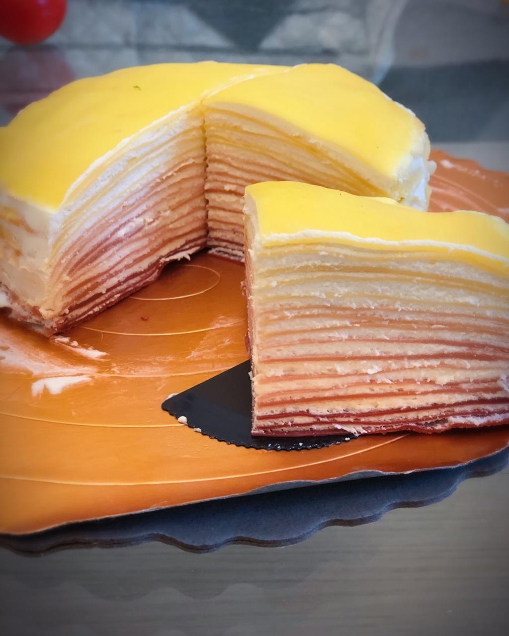 小萌萌做的红丝绒渐变千层蛋糕