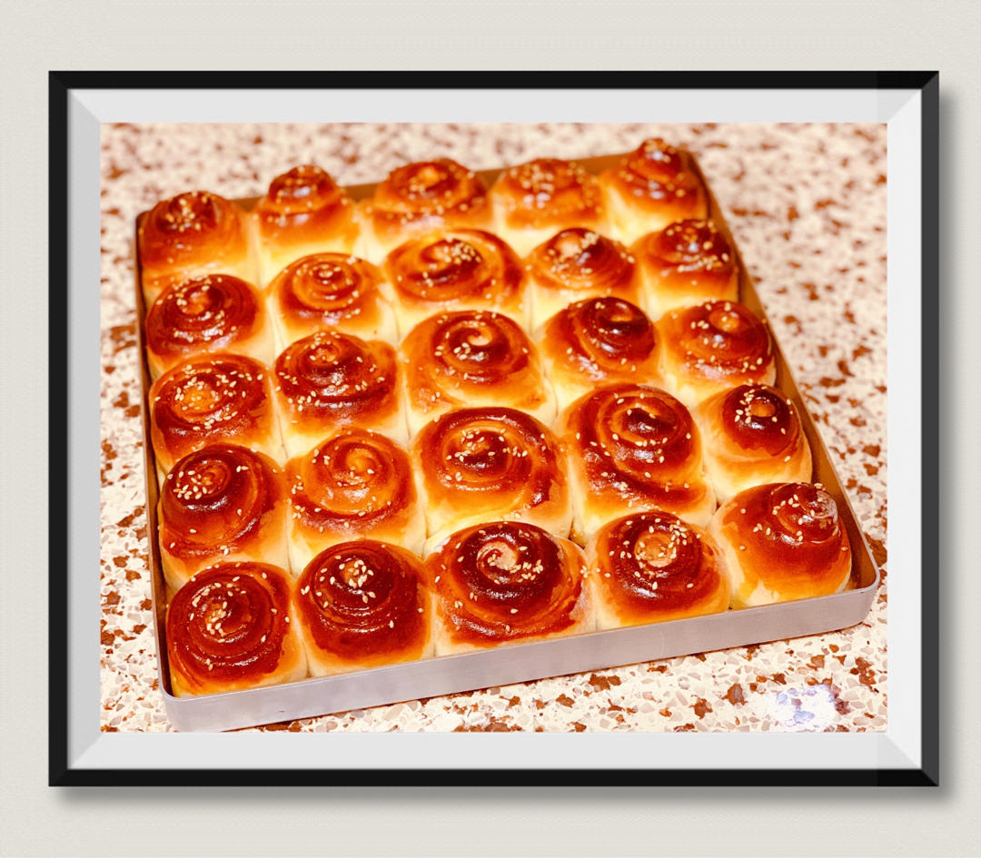 脆底蜂蜜小面包