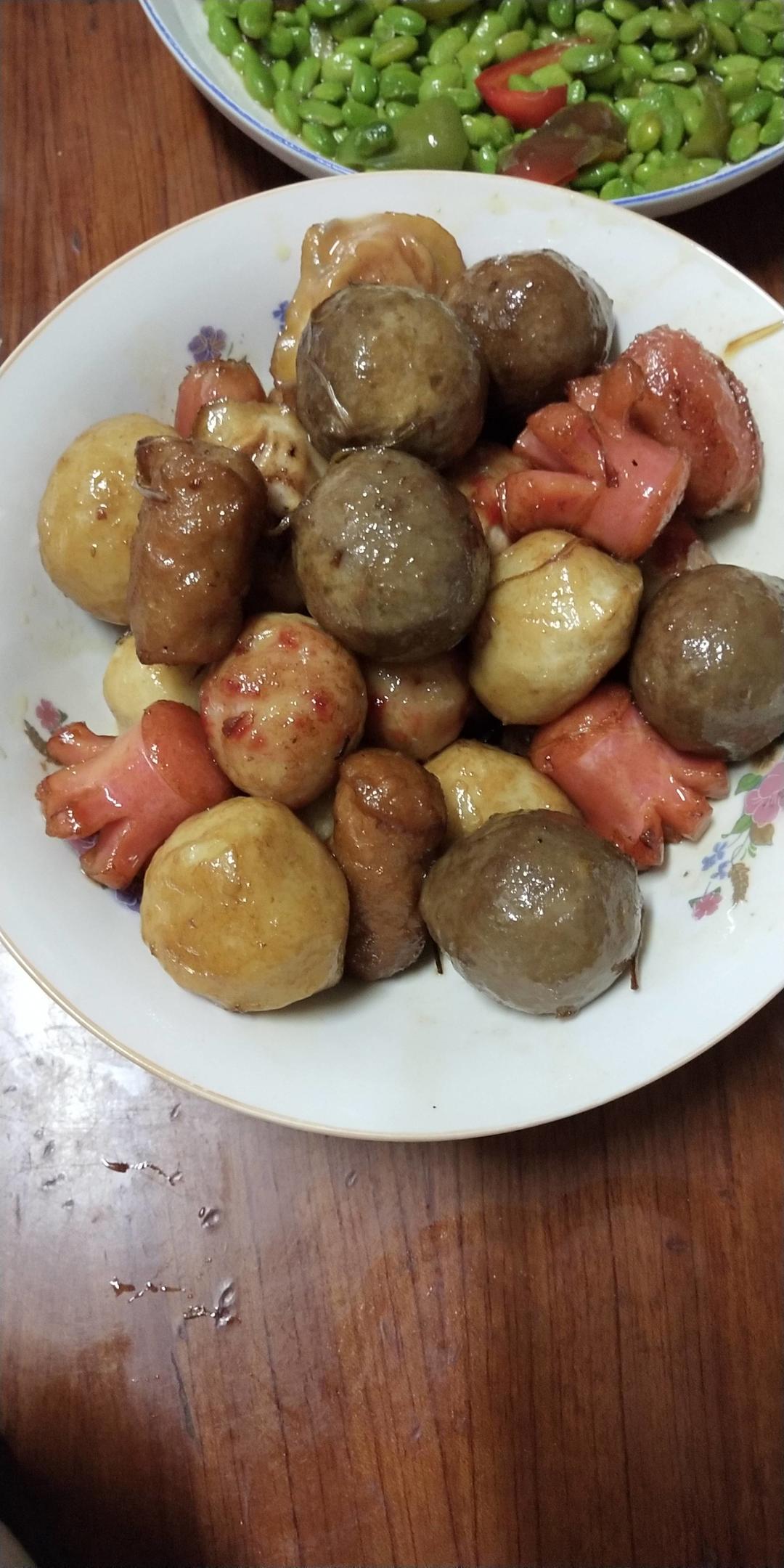 芥末哦做的炒丸子