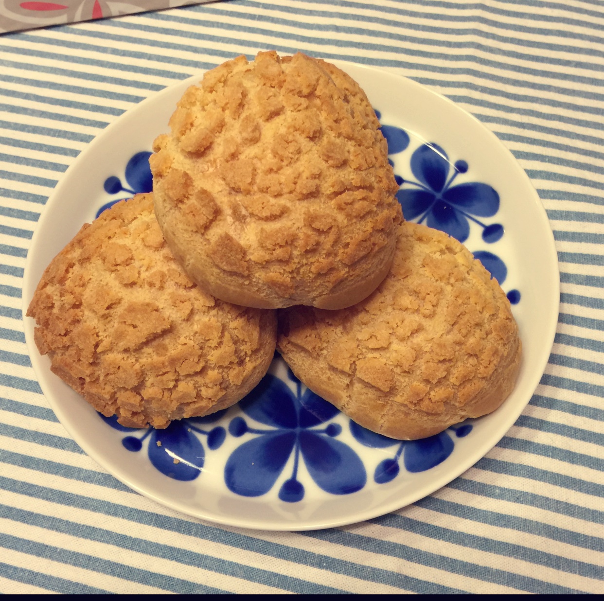 酥皮奶油泡芙--#皮黑森林#