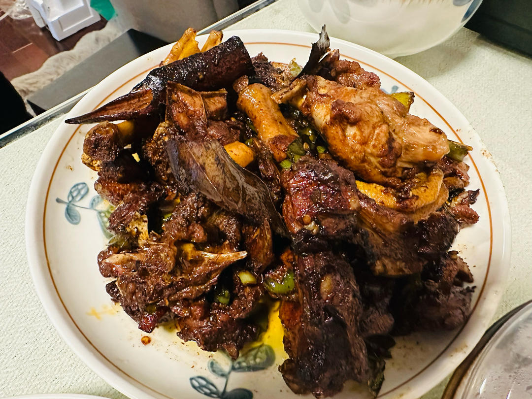 湖南怀化名菜炒鸭子
