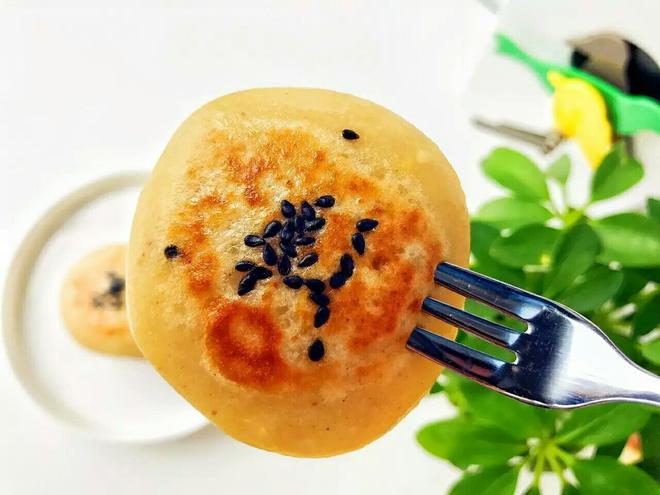 宝宝辅食：苹果栗子饼—苹果清甜，加上栗子的粉糯和香味，怎么也吃不够哦！12M+的做法