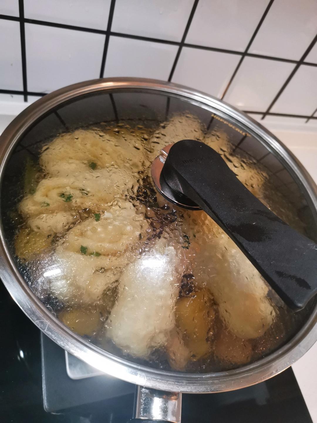 【搬运】小郑阿姨的排骨豆角土豆焖花卷～
