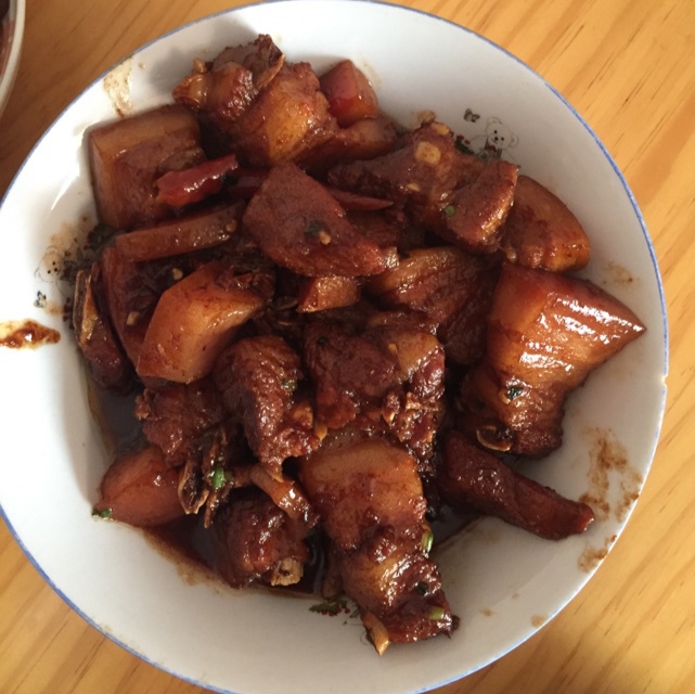 不焯水不放油的家常红烧肉