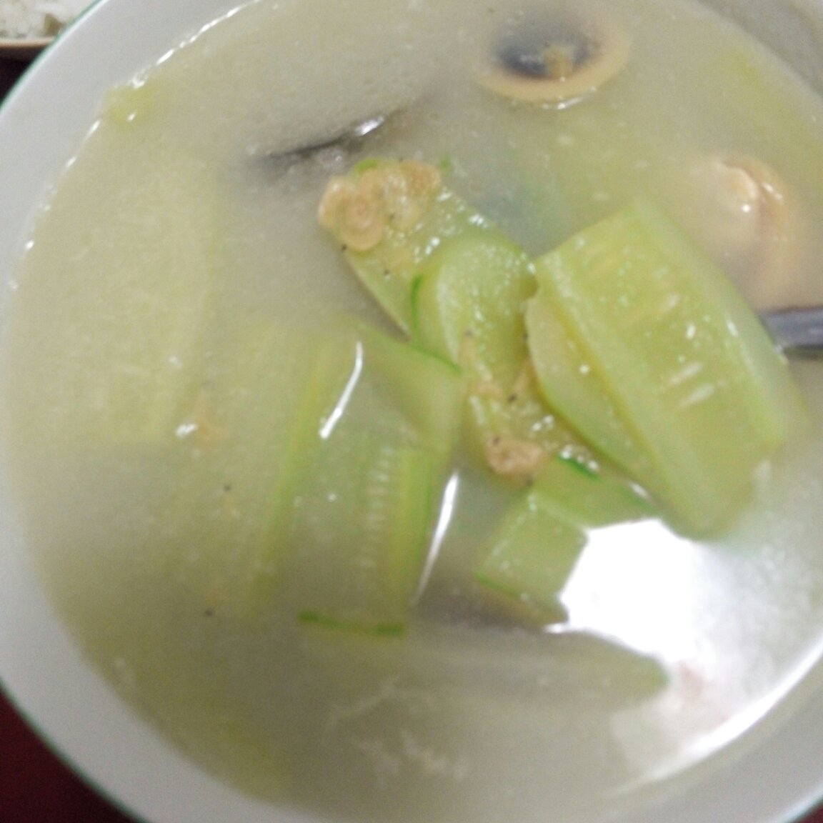 黄瓜皮蛋汤