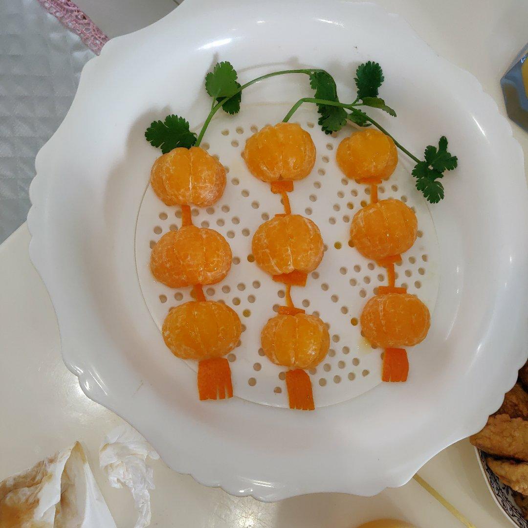 大红灯笼高高挂