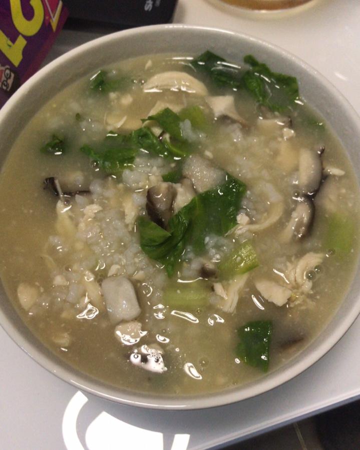香菇咸蛋粥。