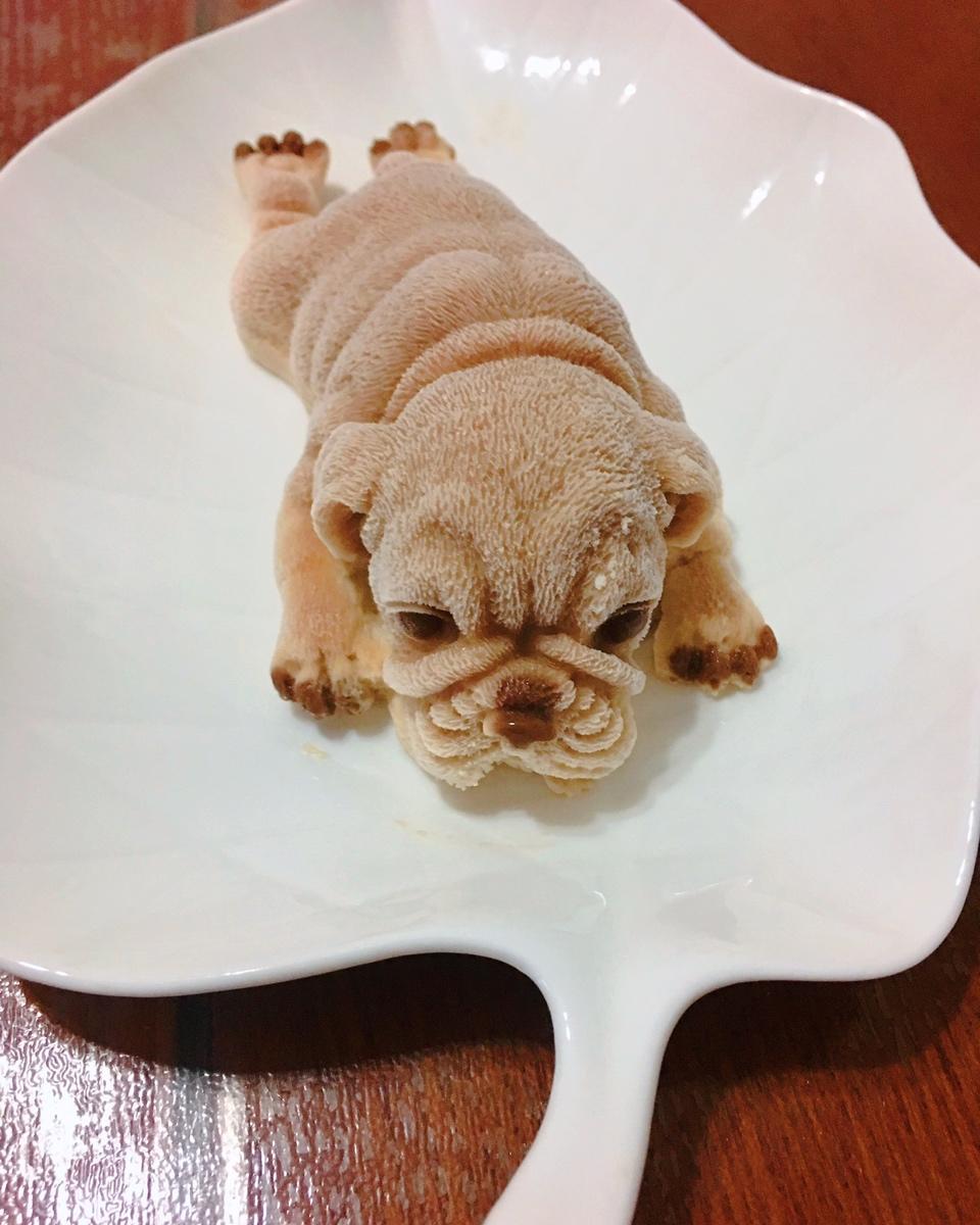 4寸黑巧克力沙皮狗慕斯