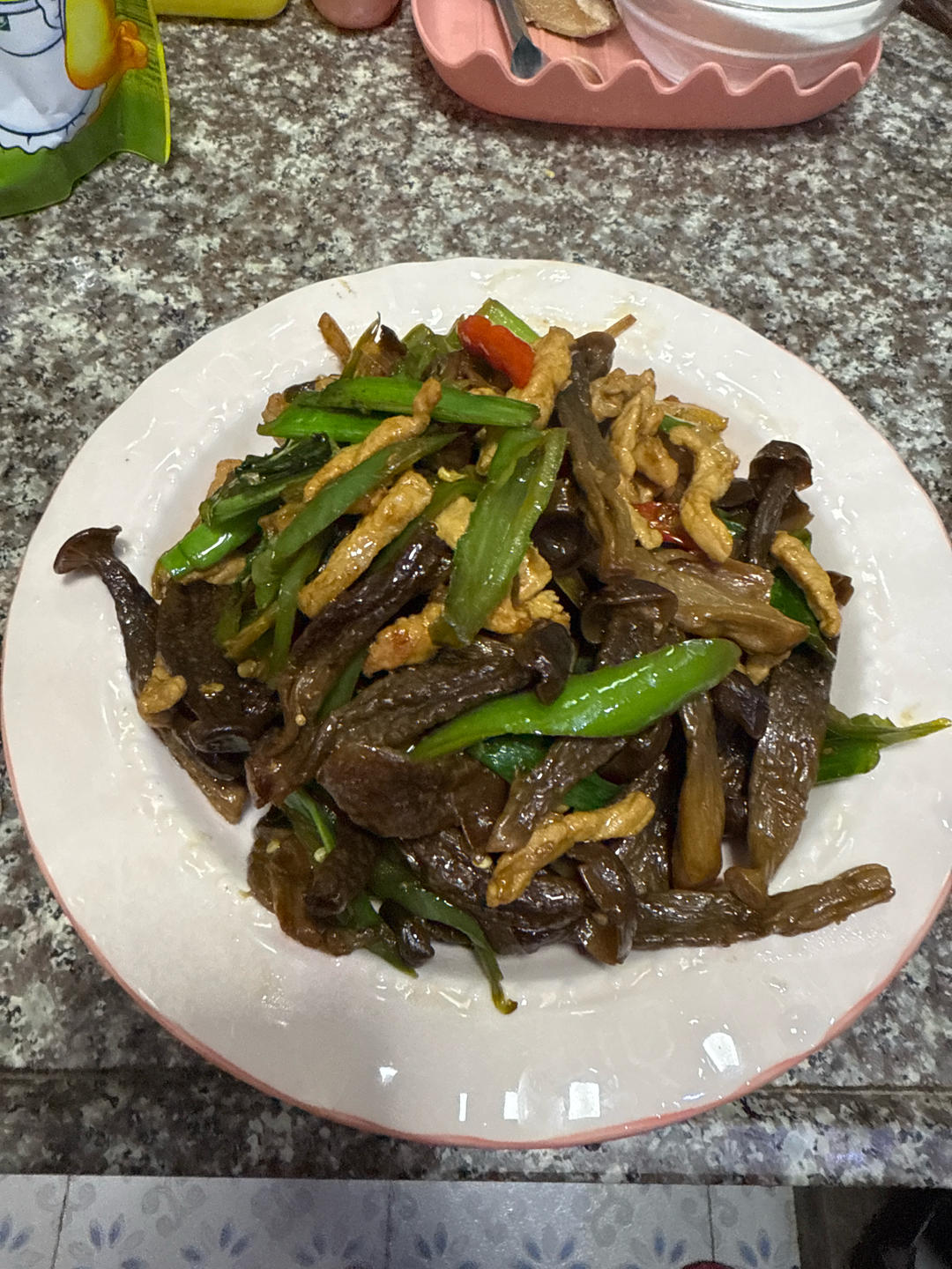 『快手下饭菜』鹿茸菇小炒肉｜简单好吃人人夸👍🏻