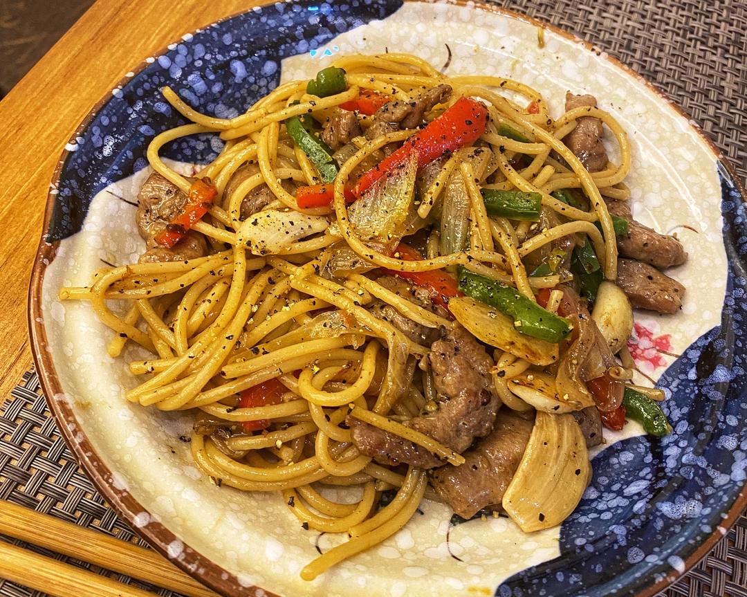 黑椒牛肉意面的做法