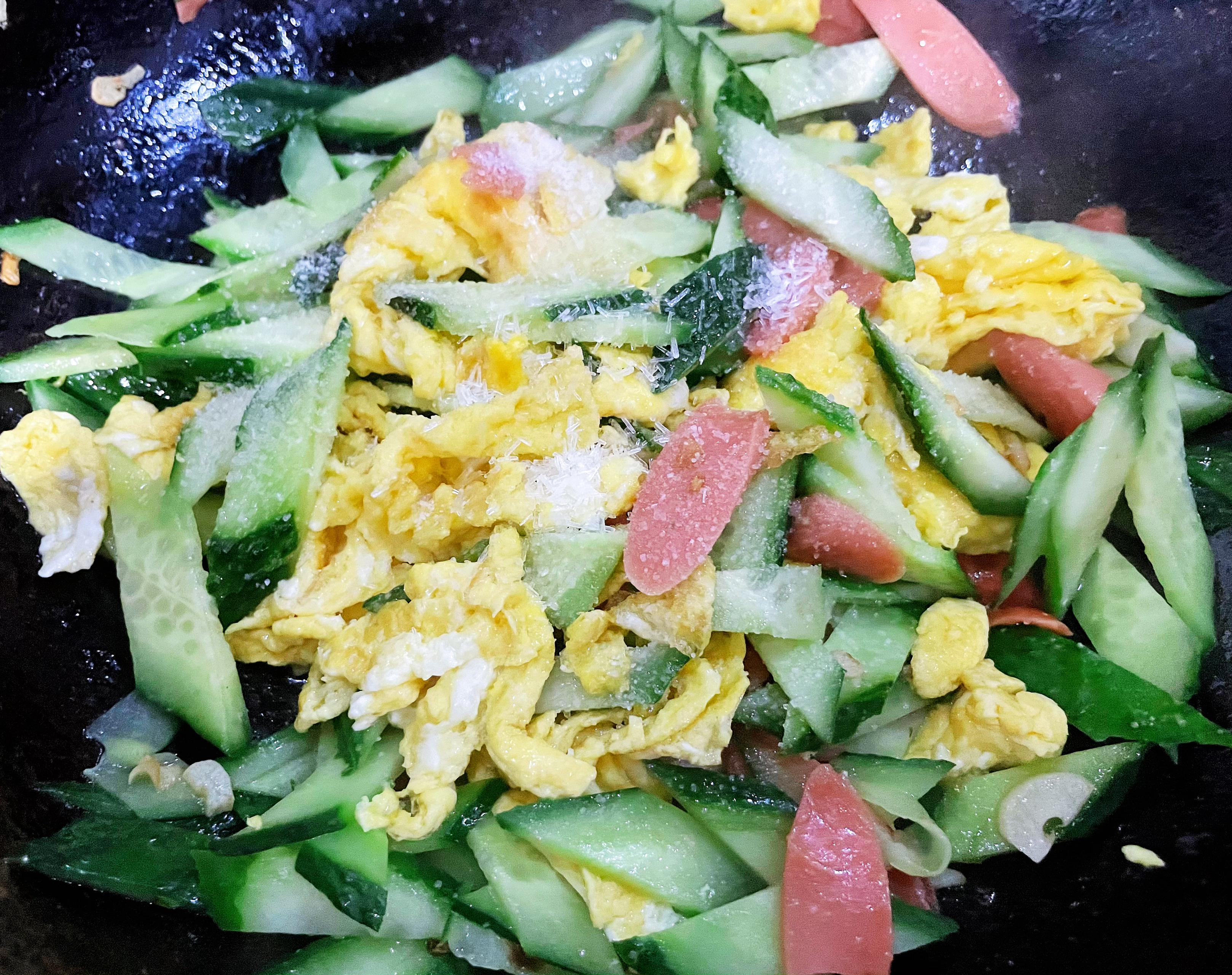 黄瓜香肠炒蛋的做法 步骤8