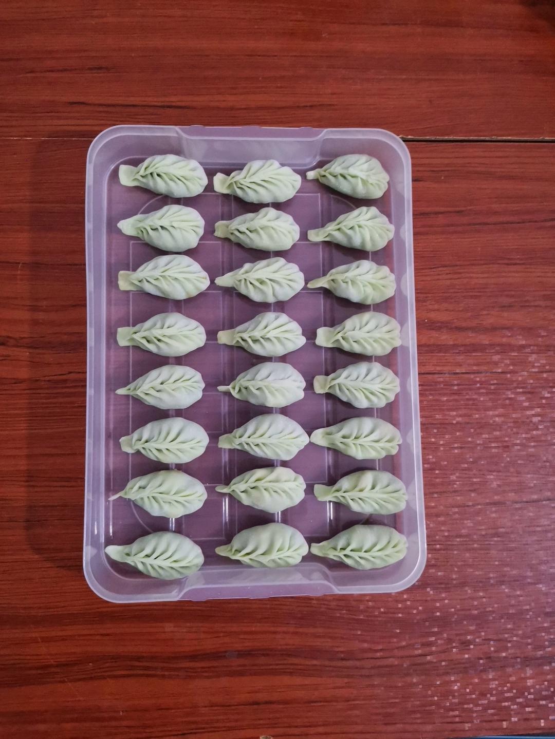 菠菜饺子皮芹菜肉馅