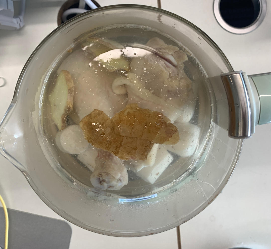 蜜枣百合红薯糖水【11月北鼎养生壶食谱】