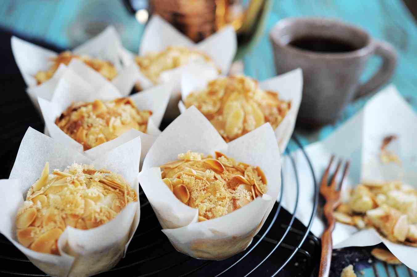 散发着肉桂香气的杏仁玛芬