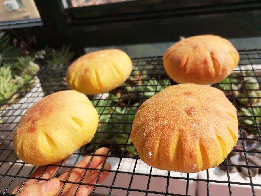 非常QQQQQ弹松软的南瓜麻薯面包