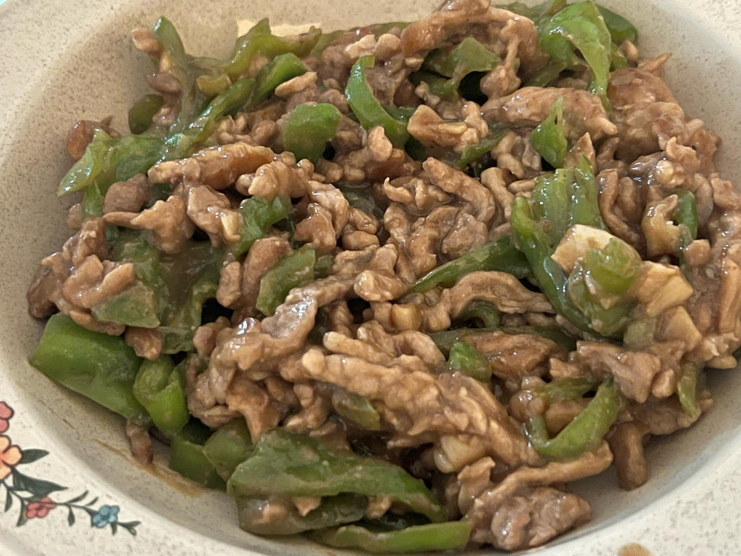 ‼️好吃到舔盘的青椒肉丝盖浇饭