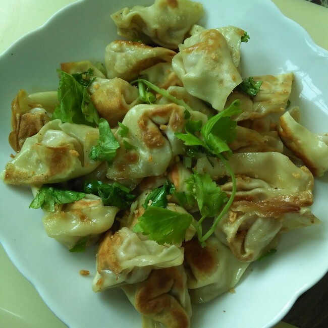 独居食趣-生煎小馄饨