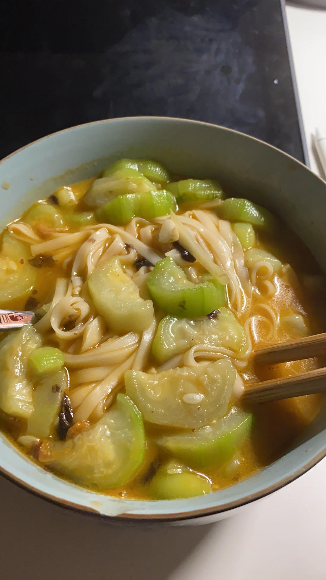 丝瓜鸡蛋汤(汤面)