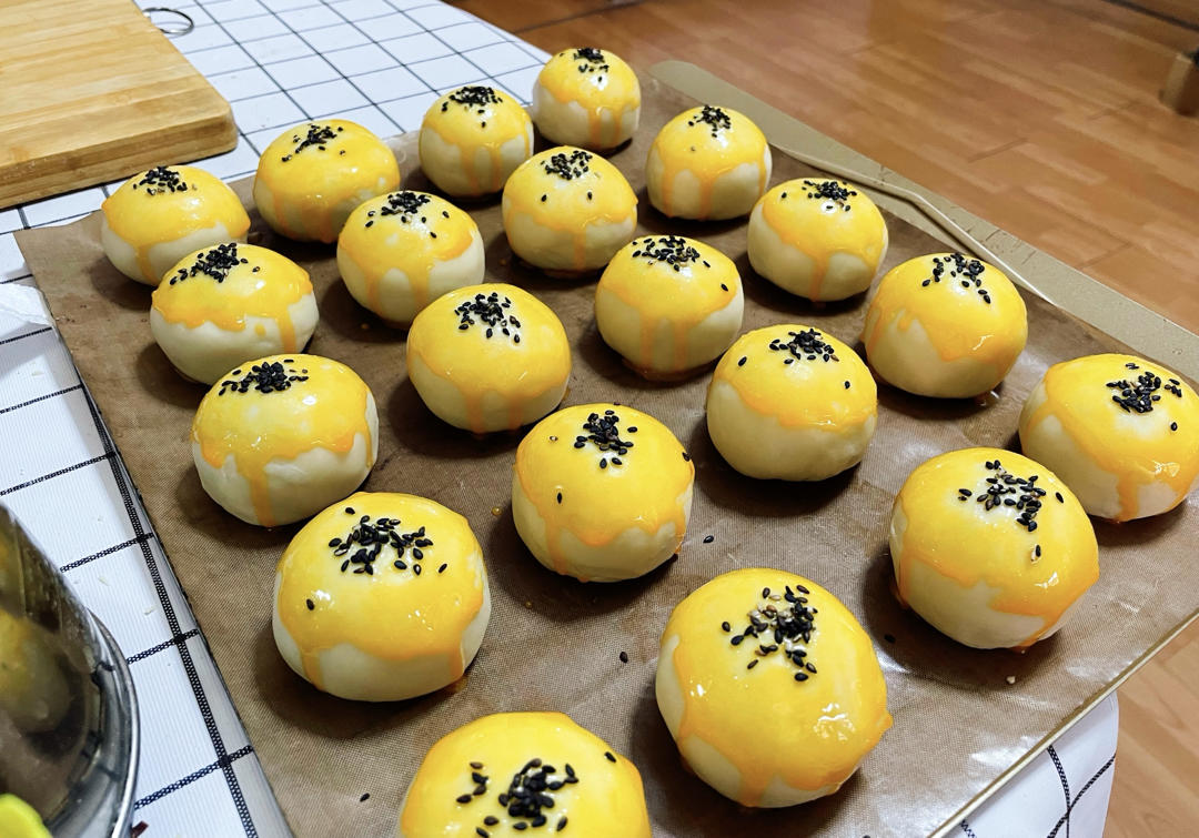 《Tinrry+》蛋黄酥