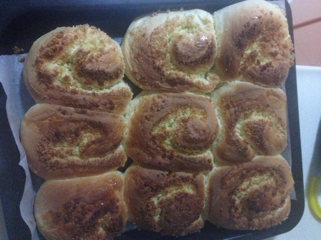 炼奶椰蓉面包卷