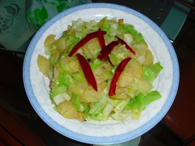 土豆炒包心菜