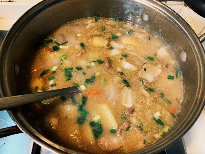 猪肉味增汤的做法