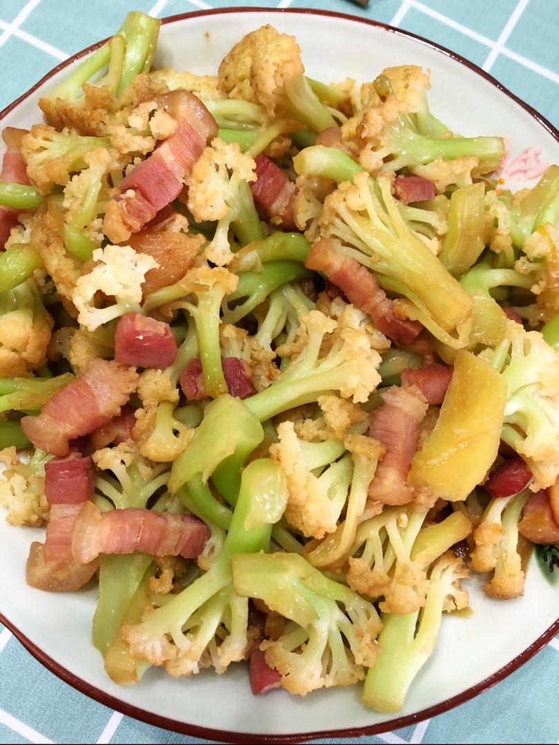 老丁的私房菜-干锅花菜