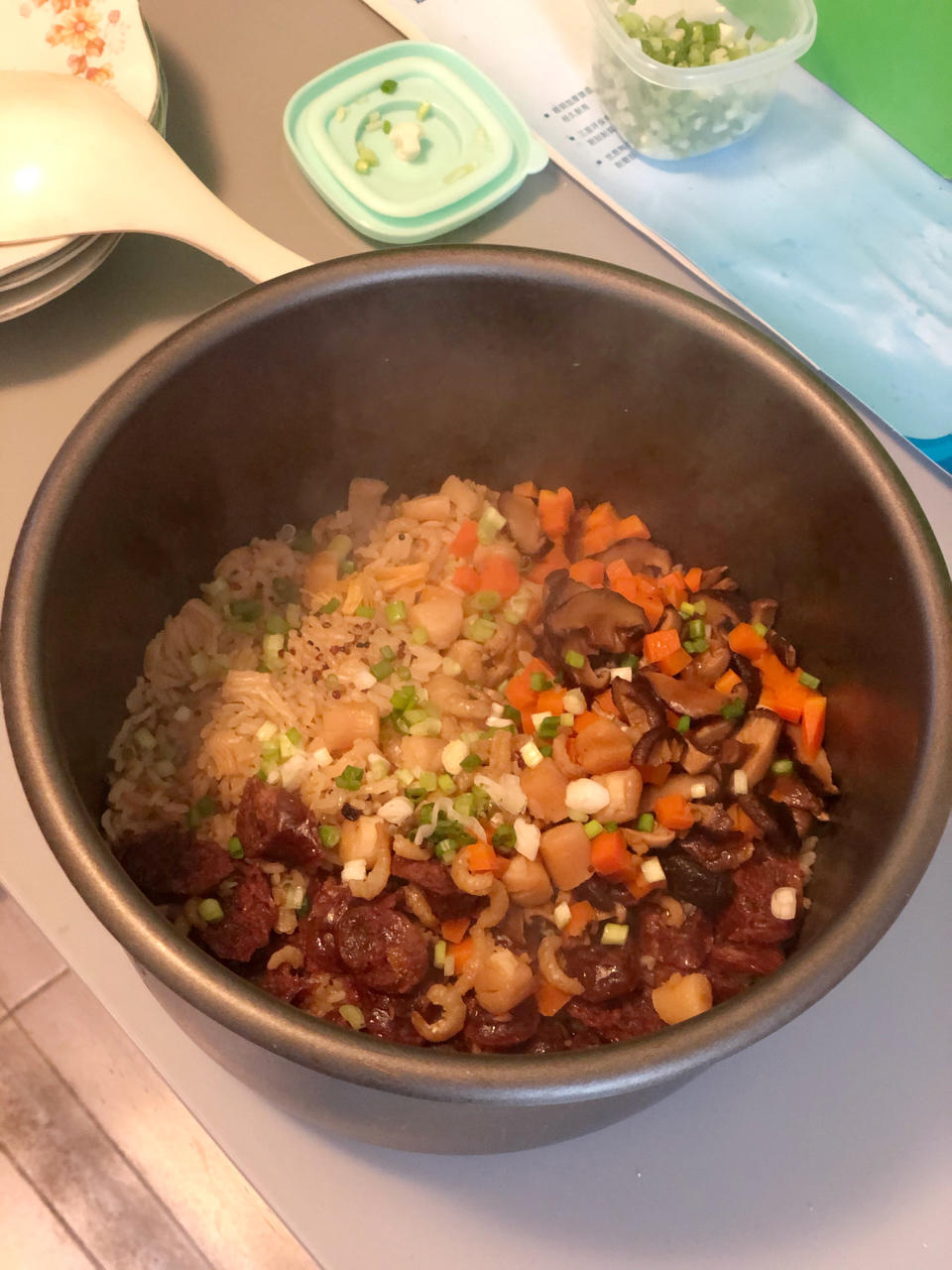懒人必备～电饭煲腊肠焖饭