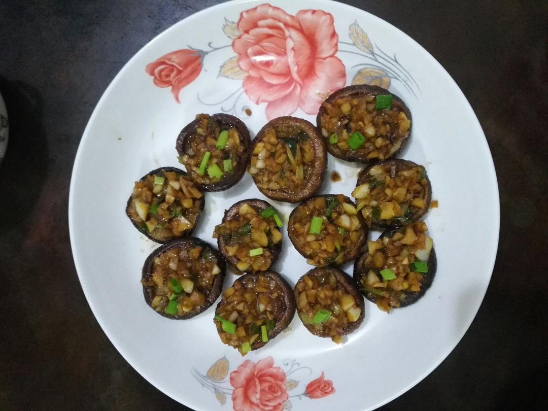 蒜蓉孜然烤香菇