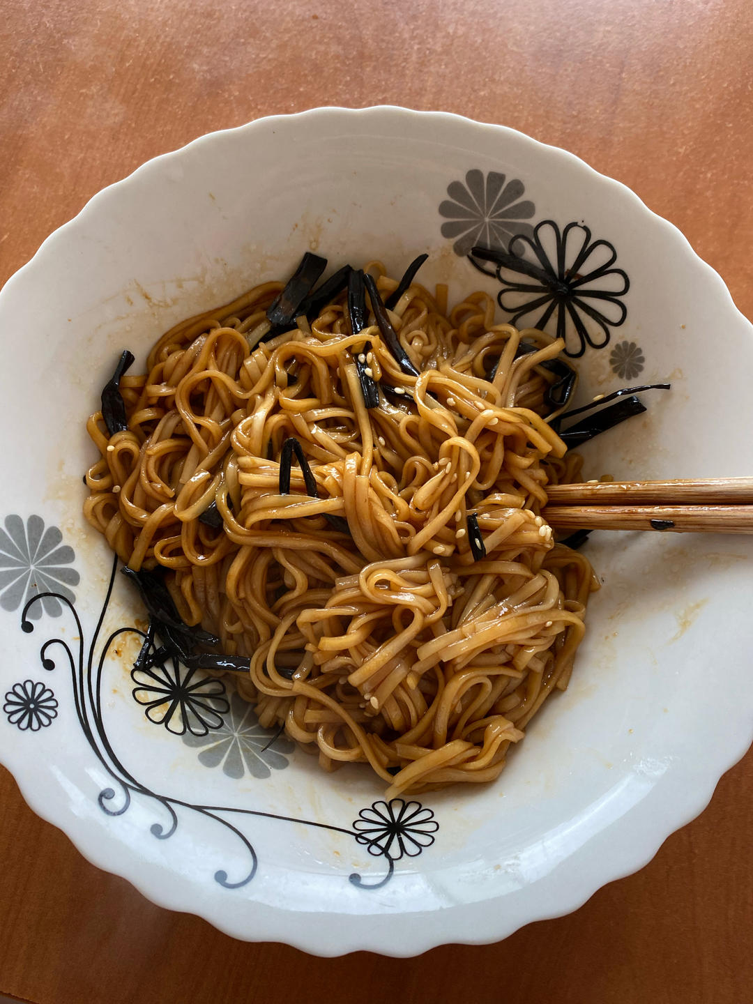 10分钟搞定的一碗葱油拌面