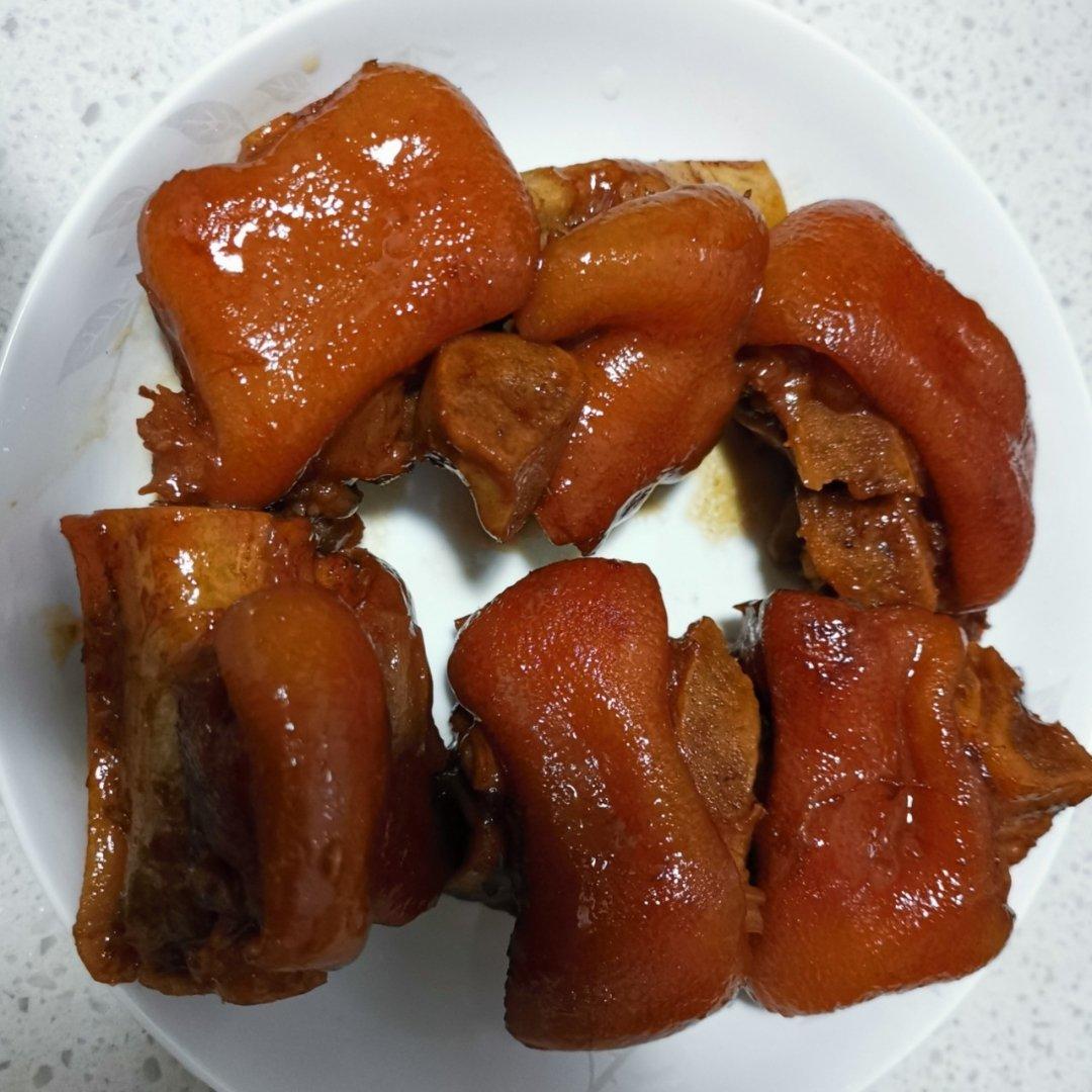 红烧香辣猪蹄子